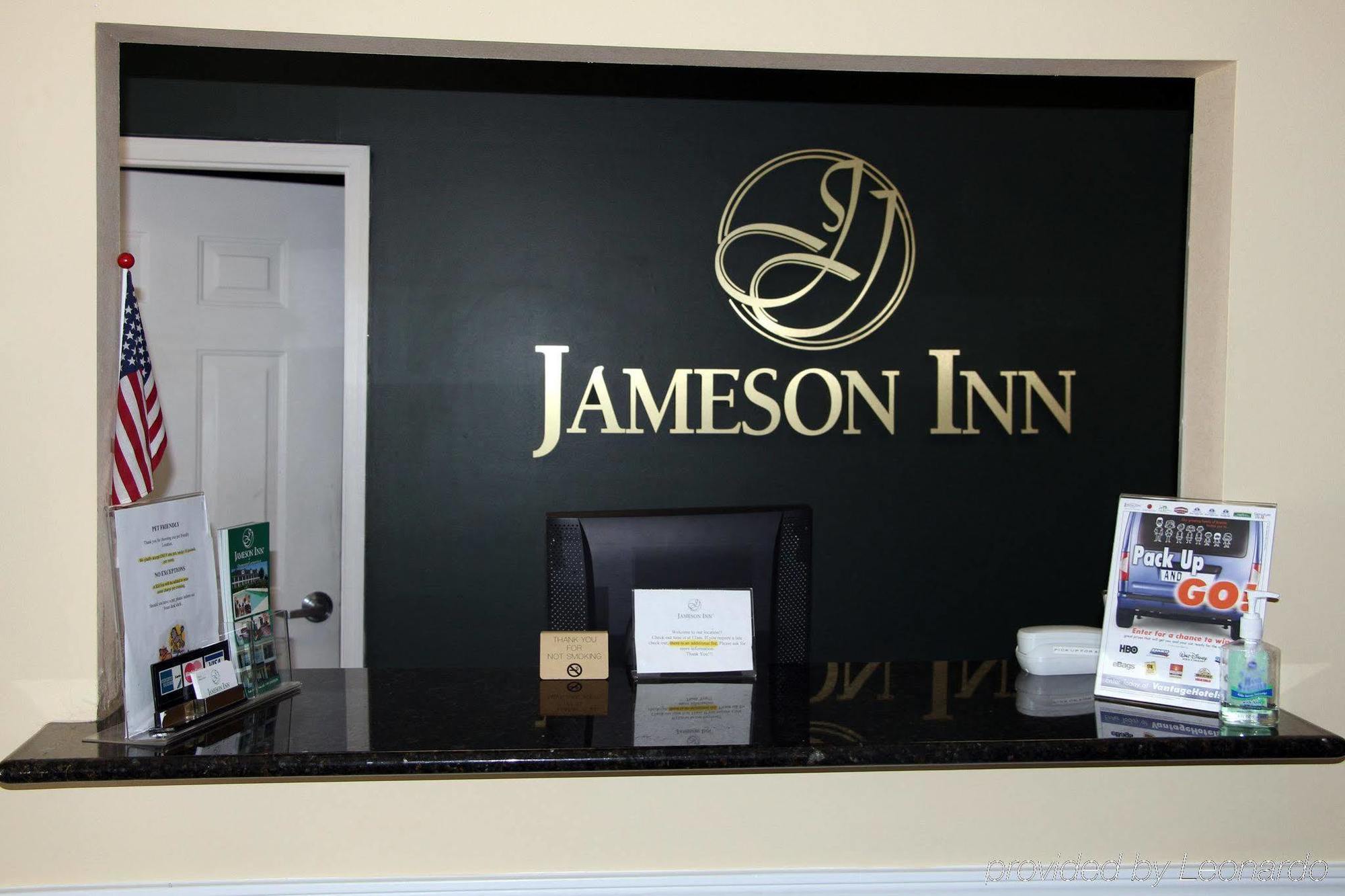Jameson Inn - Oakwood מראה חיצוני תמונה